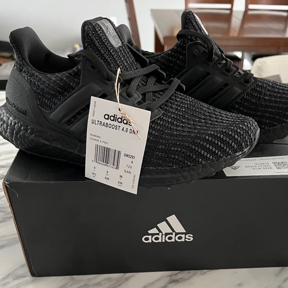 Women’s Adidas Ultraboost 4.0 DNA - Picture 1 of 1